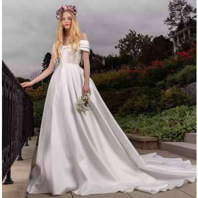 Reem Acra New York 2023 kollekció 2.